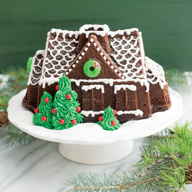 Nordic Ware Tree Cake Pan  Tea cakes, Cake baking pans, Christmas baking